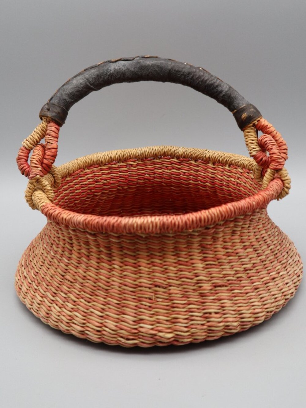 African Bolga Basket w/ Swinging Handle Ghana Elephant Grass & Leather 10 1/2"